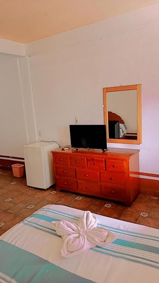 Hotel Bungalows Acuario بويرتو إسكونديدو المظهر الخارجي الصورة
